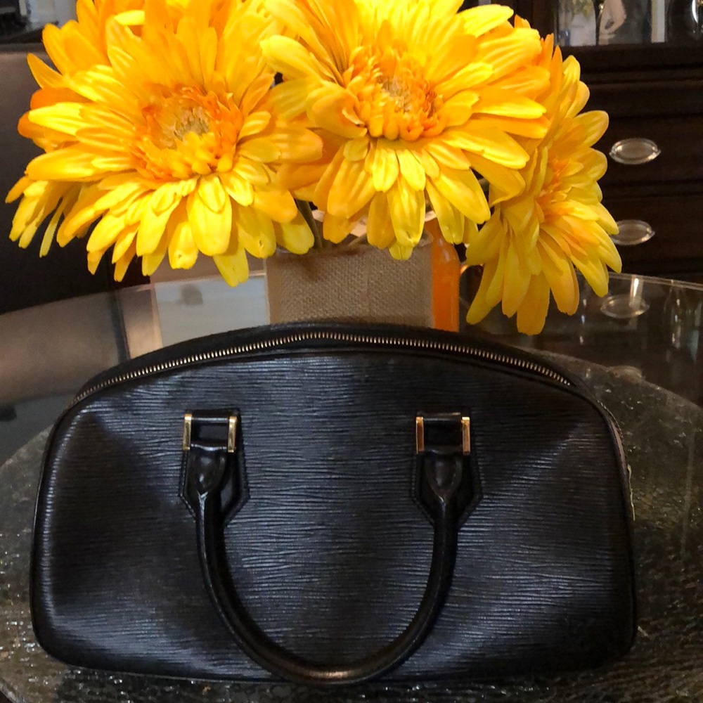 Black Louie Vuitton purse